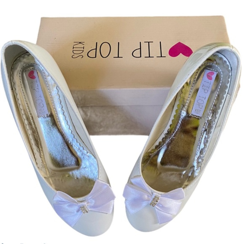 Tip Top Girls white dress shoe size 3